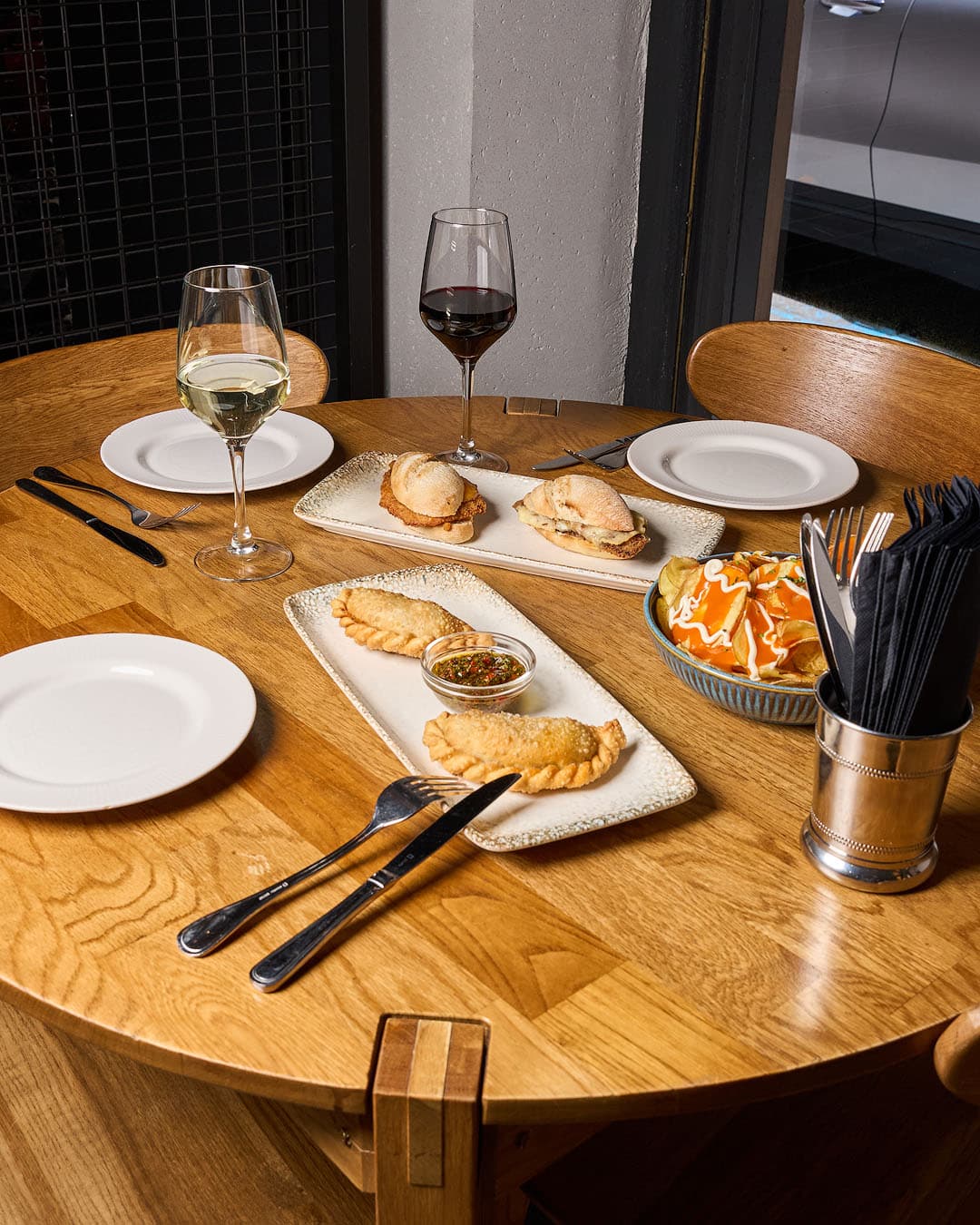 Shared tapas dinner at Teatro 18, Alicante